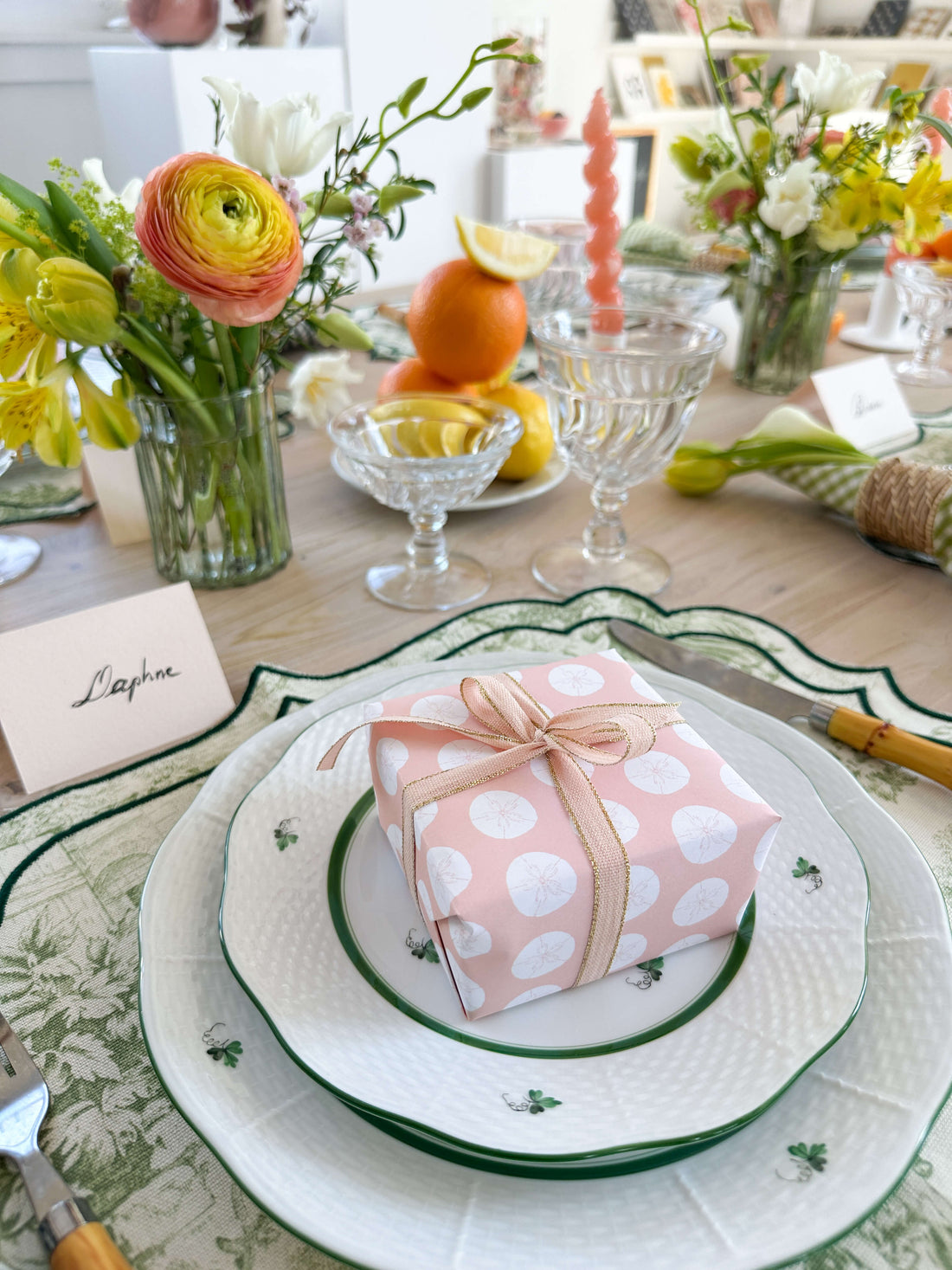 Gift Wrapping Workshop Tutorial