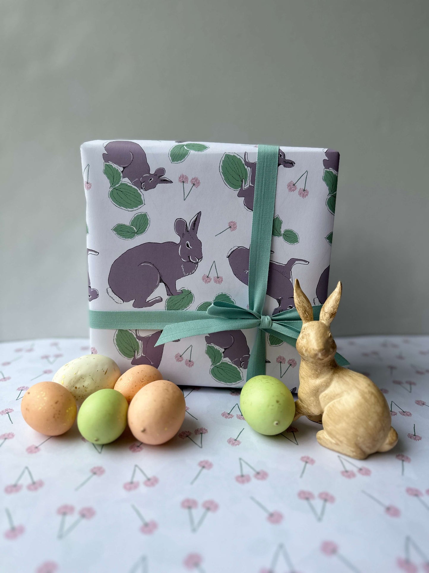 Rabbit Wonders Wrapping Paper - Natural/Brown