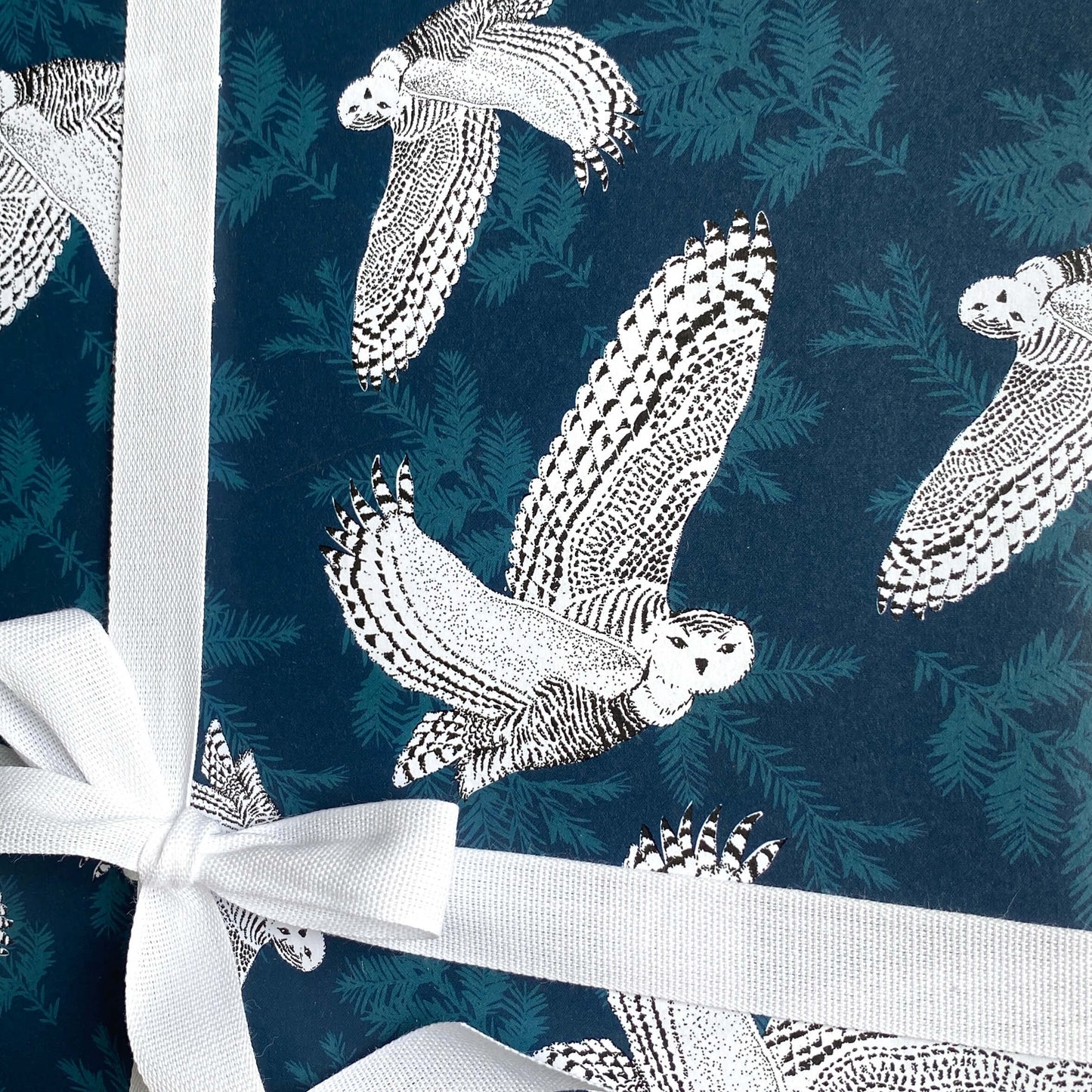 Snowy Owl Wrapping Paper and Tags