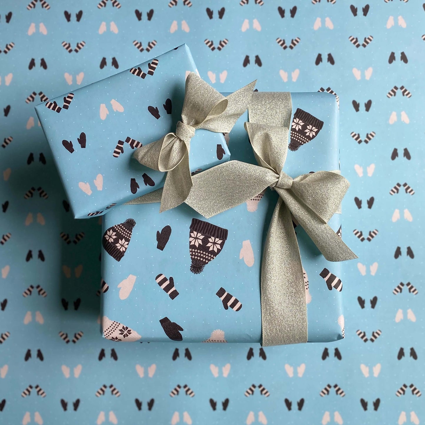 Winter Knits Wrapping Paper and Tags