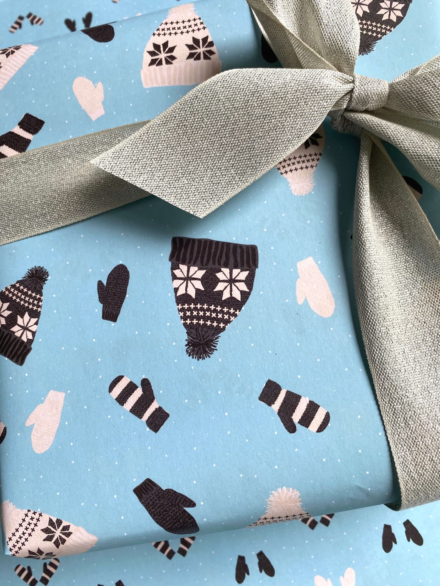 Winter Knits Wrapping Paper and Tags